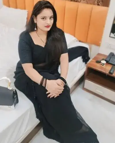 Escort Service Mahudha